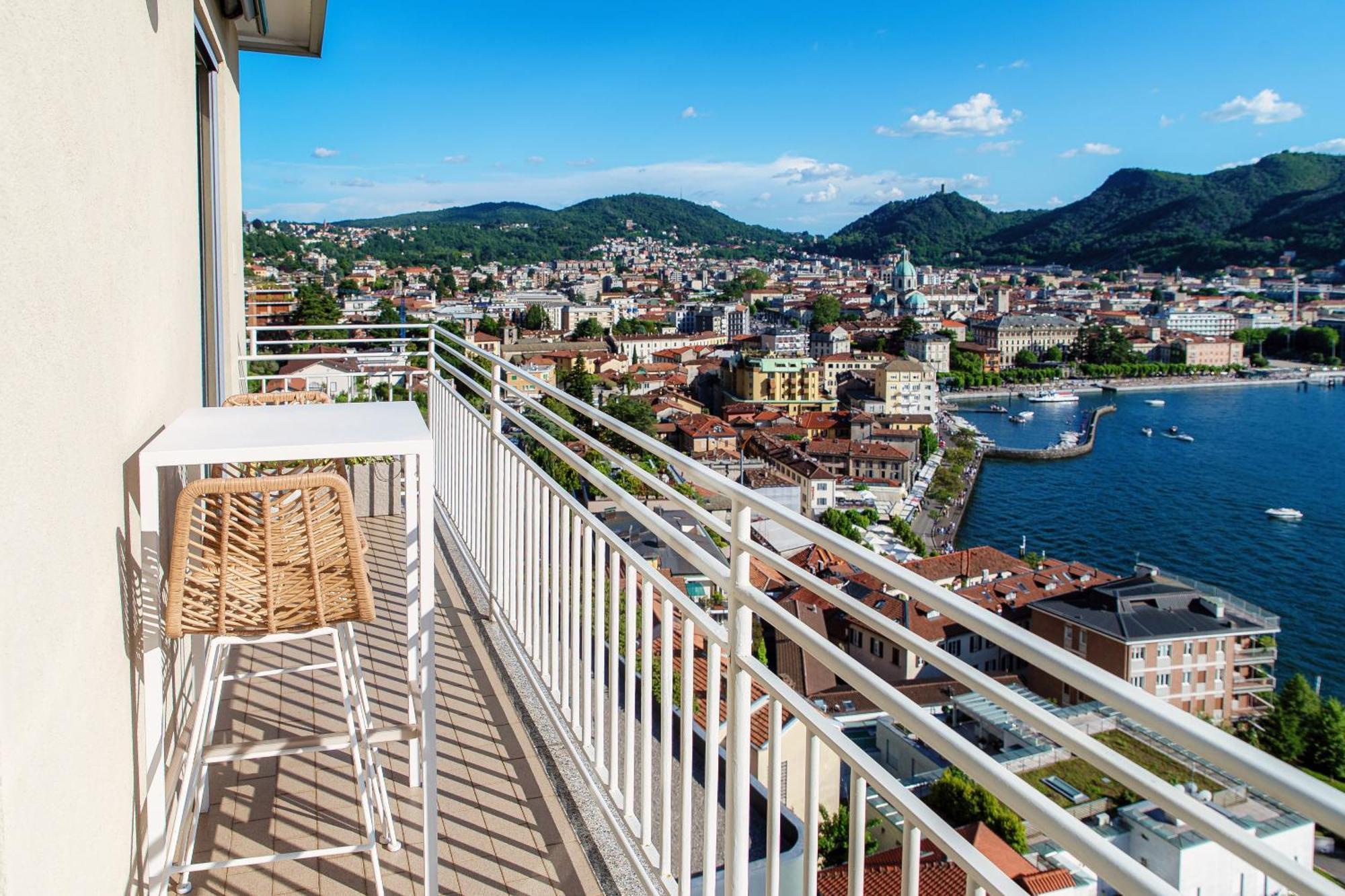 150 Steps To Heaven - By Myhomeincomo Como Bagian luar foto