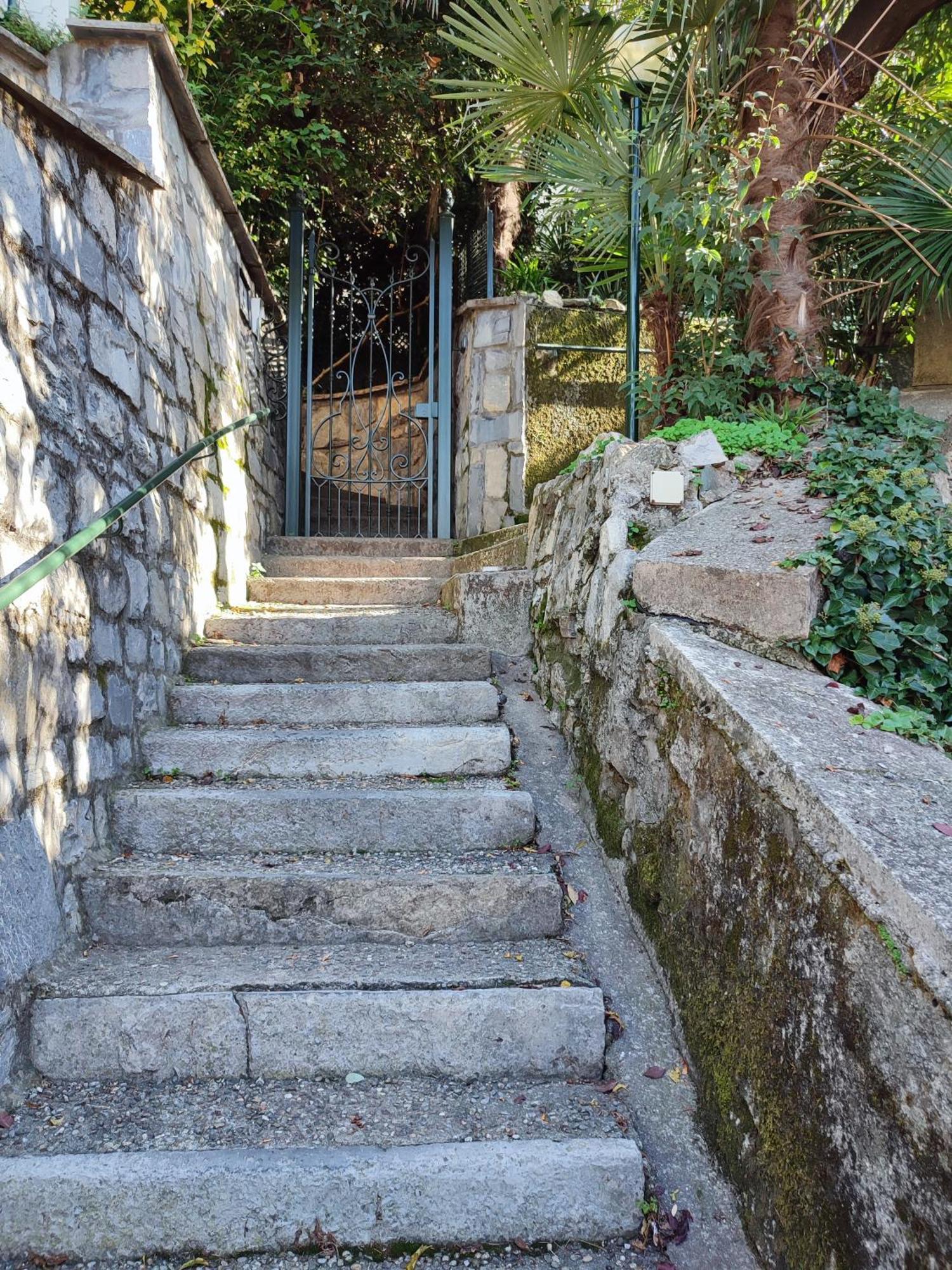 150 Steps To Heaven - By Myhomeincomo Como Bagian luar foto