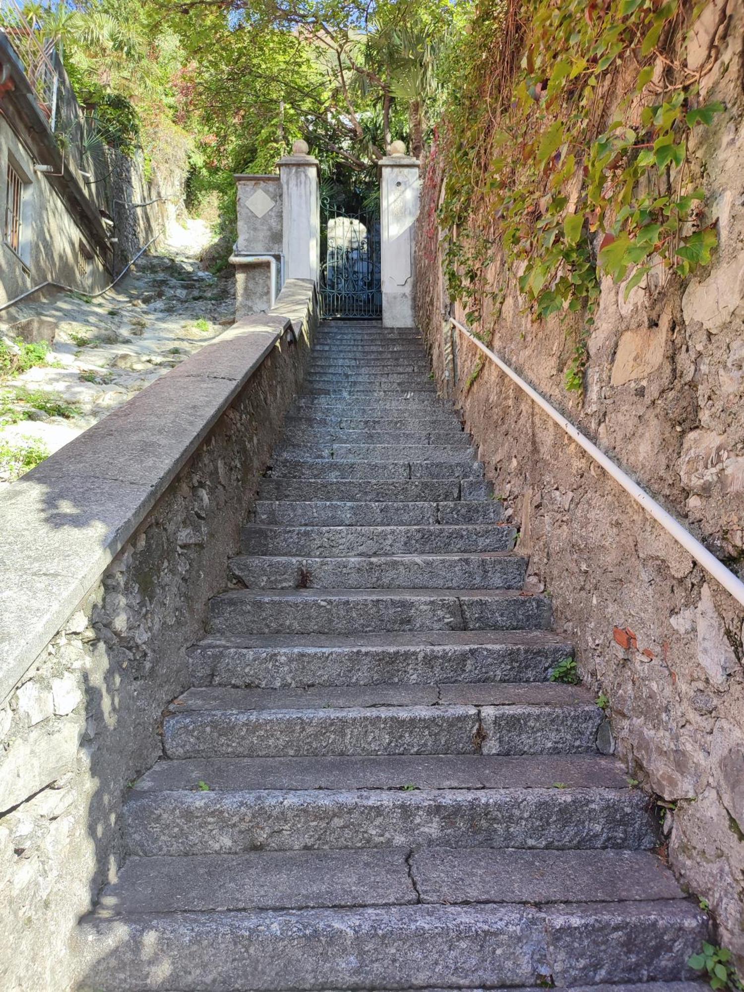 150 Steps To Heaven - By Myhomeincomo Como Bagian luar foto